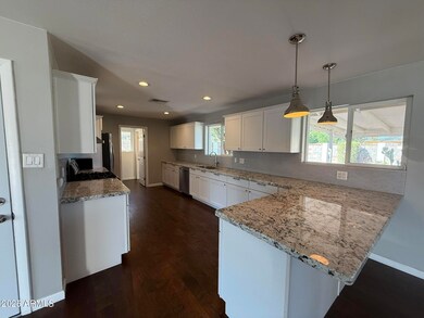 6820 E Pinchot Ave, Scottsdale, AZ 85251 - photo 3