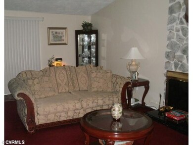 7507 Hollyleaf Ct, North Chesterfield, VA 23234 - photo 2