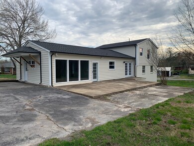 1000 Cowan Ave, Shelbyville, TN 37160 - photo 5