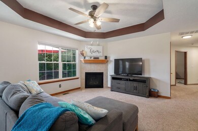 4042 W Sierra St-7