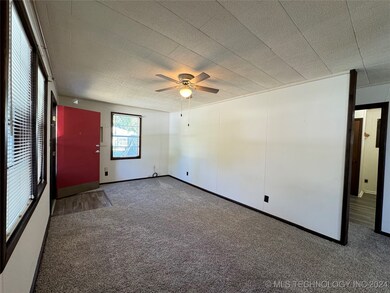 Living Room 4