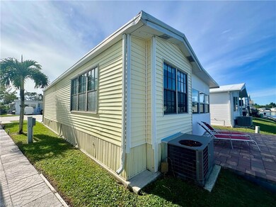 445 Cheetah Dr unit 445, Naples, FL 34114 - photo 4