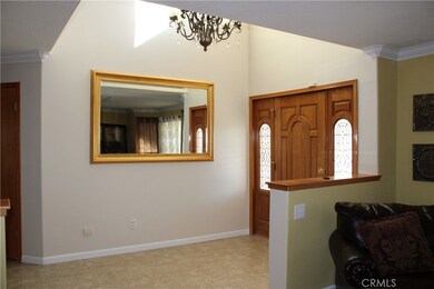 18152 Clear Haven Ln, Victorville, CA 92395 - photo 5