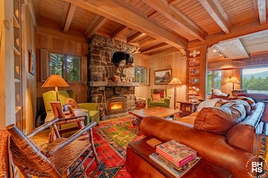 AdirondackHomeOnVictorHerbert_LivingRoom