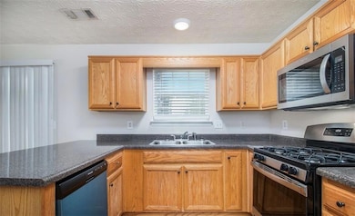 2960 Fields Dr, Lithonia, GA 30038 - photo 2