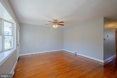 3706 Mactavish Ave, Baltimore, MD 21229 - photo 2
