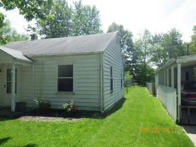 1813 E 24th St, Muncie, IN 47302 - photo 2