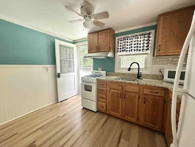 19053 Poplar Cove Rd, Onancock, VA 23417 - photo 3