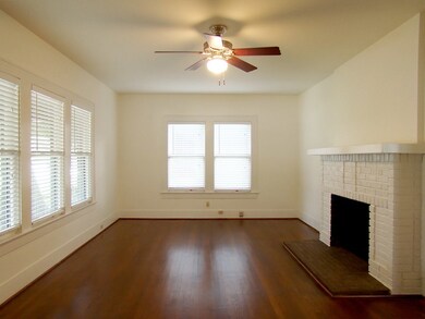 1537 Kipling St, Houston, TX 77006 - photo 4