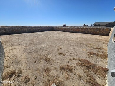 14300 Paraiso Dr, Horizon City, TX 79928 - photo 5