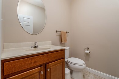 19 Hanna Cir, MerriMacK, NH 03054 - photo 6