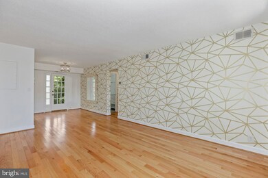 2918 S Buchanan St unit B2, Arlington, VA 22206 - photo 6