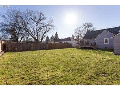 1517 E 2nd St, Newberg, OR 97132 - photo 3