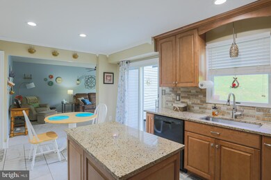9534 Hallhurst Rd, Nottingham, MD 21236 - photo 4
