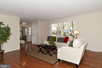 5654 Sheerock Ct, Columbia, MD 21045 - photo 5