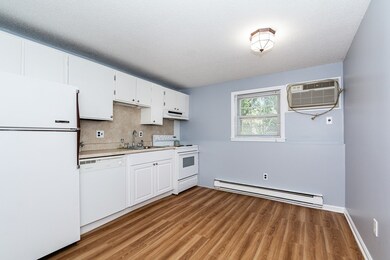 27 Kilby St unit 1, Dracut, MA 01826 - photo 4