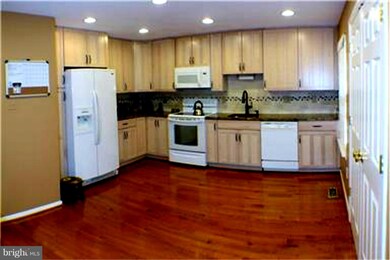 13 Hunting Horn Cir, Reisterstown, MD 21136 - photo 7