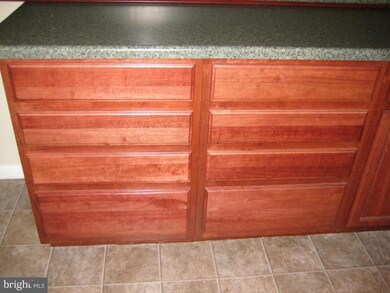 114 S Broad St, Myerstown, PA 17067 - photo 6