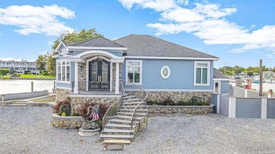 238 W Islip Rd, West Islip, NY 11795 - photo 2