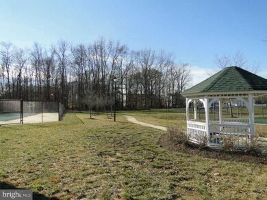 4736 Queens Grove St, White Plains, MD 20695 - photo 5