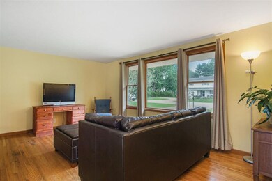 18631 S Cypress Cir, South Bend, IN 46637 - photo 7