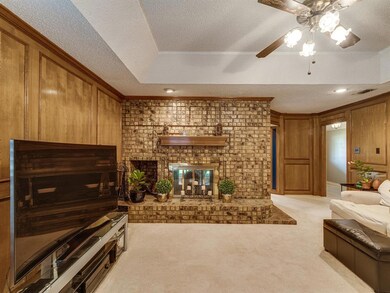 300 Carolyn Dr, Bedford, TX 76021 - photo 7