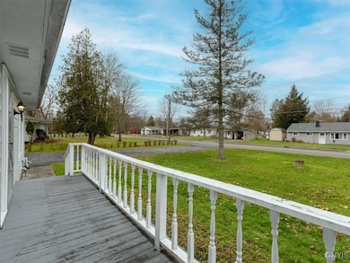 341 Roberts St, Canastota, NY 13032 - photo 5