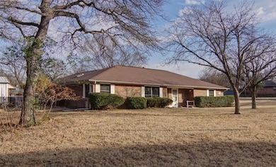 228 De la Cruz St, Weatherford, TX 76085 - photo 4