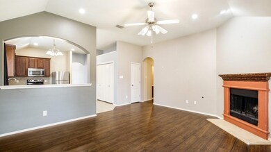 5209 Bear Valley Dr, McKinney, TX 75071 - photo 7