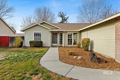 7415 N Matlock Ave, Boise, ID 83714 - photo 4