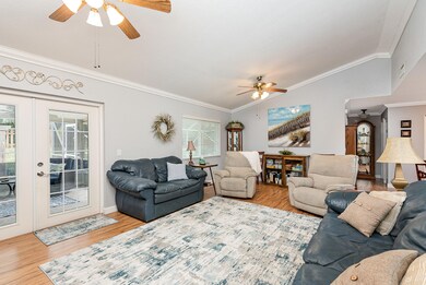 Spacious living room