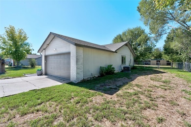 13314 Briar Hollow Dr, Austin, TX 78729 - photo 3