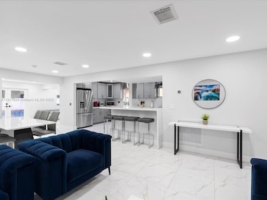 6820 SW 9th St, Pembroke Pines, FL 33023 - photo 5