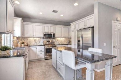Great entertainers kitchen!