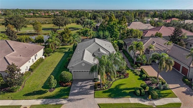 7841 Valderrama Way, Lakewood Ranch, FL 34202 - photo 3