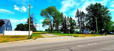 6579 Westside Saginaw Rd, Bay City, MI 48706 - photo 7