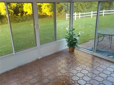 Three Seasons Room