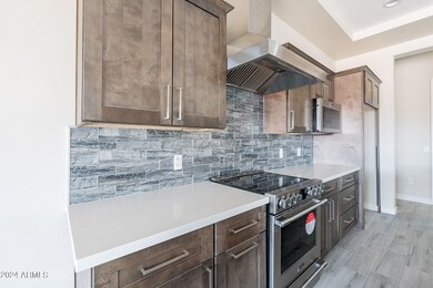 11-web-or-mls-Peakview-11