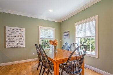 dining to right of entry