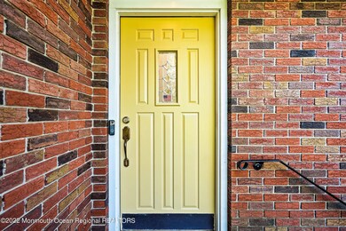 04-Ext1 FrontDoor