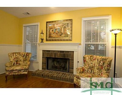 Den/Family/Great Room. Gas Fireplace