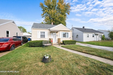 317 Willamont Rd, Toledo, OH 43612 - photo 2