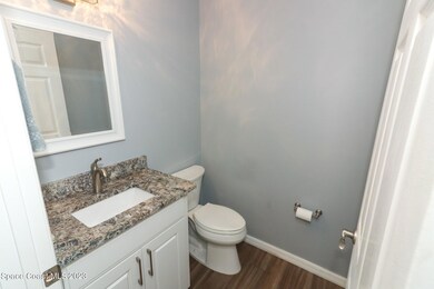 41023997-007-Half_Bath