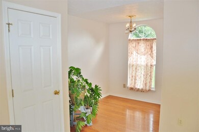 213 Cool Spring Ln, Stewartstown, PA 17363 - photo 5