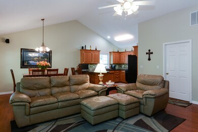 179 Deer Park Cir, Kimberling City, MO 65686 - photo 5