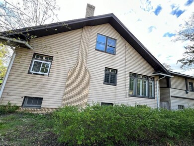 3315 Euclid Heights Blvd, Cleveland, OH 44118 - photo 4