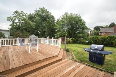 Tons of room on this deck!