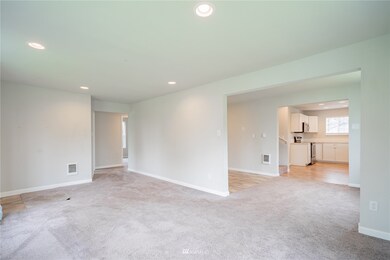 3163 Hemlock St, Longview, WA 98632 - photo 5