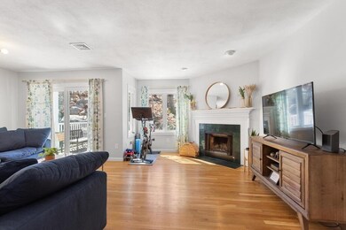 79 Old Quarry Dr unit 79, Weymouth, MA 02188 - photo 4