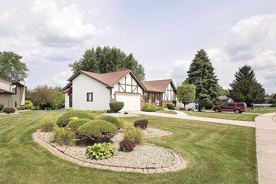 4952 W 89th Place, Crown Point, IN 46307 - photo 3